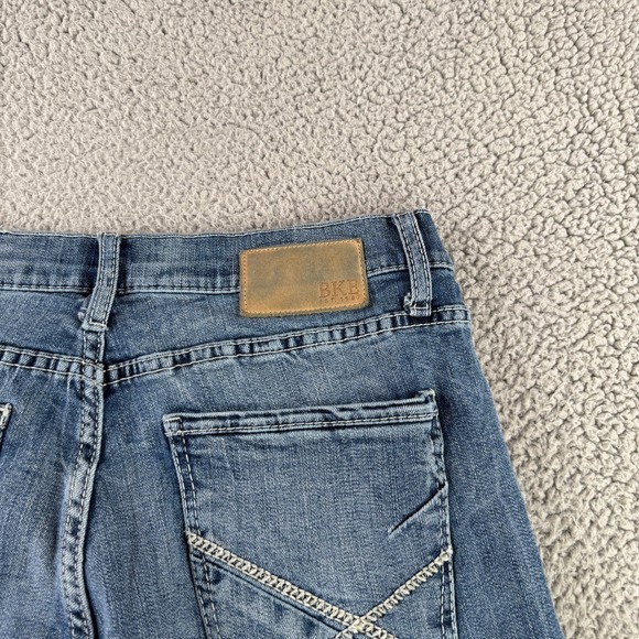 BKE Jake Straight Jeans Mens 32x32 Blue Medium Wash Distressed NIce Fade - Picture 11 of 12